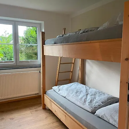 Klaerle Mit 85qm Einem Wintergarten & Eigenem Garten Апартаменты
