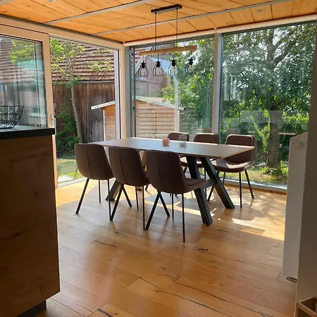 Klaerle Mit 85qm Einem Wintergarten & Eigenem Garten *
